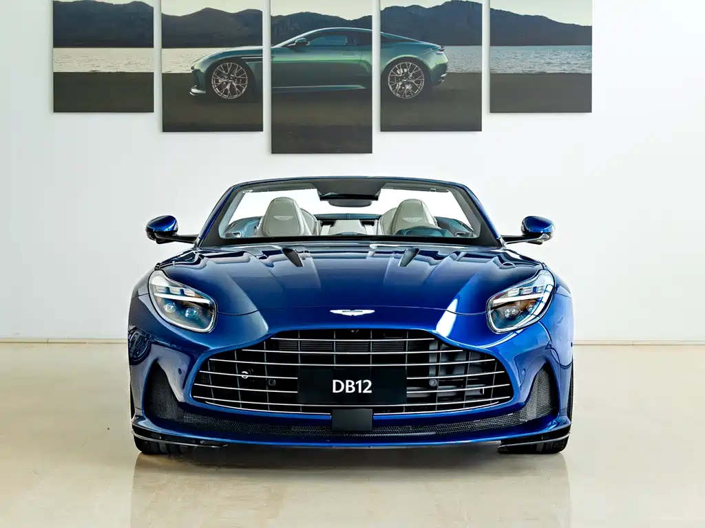 Aston Martin DB12 2025 4.0T V8 Volante