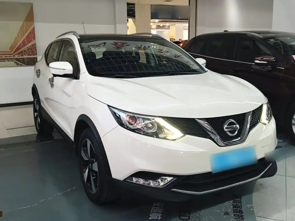 Nissan Qashqai — миниатюра 4