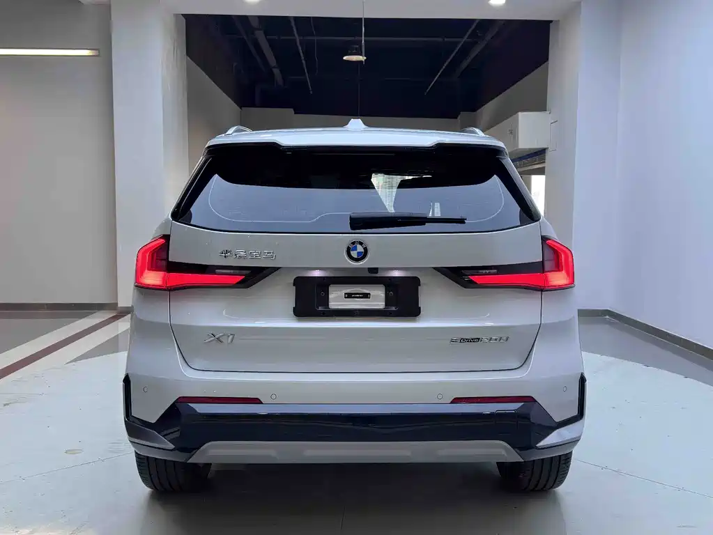 BMW X1 — миниатюра 13