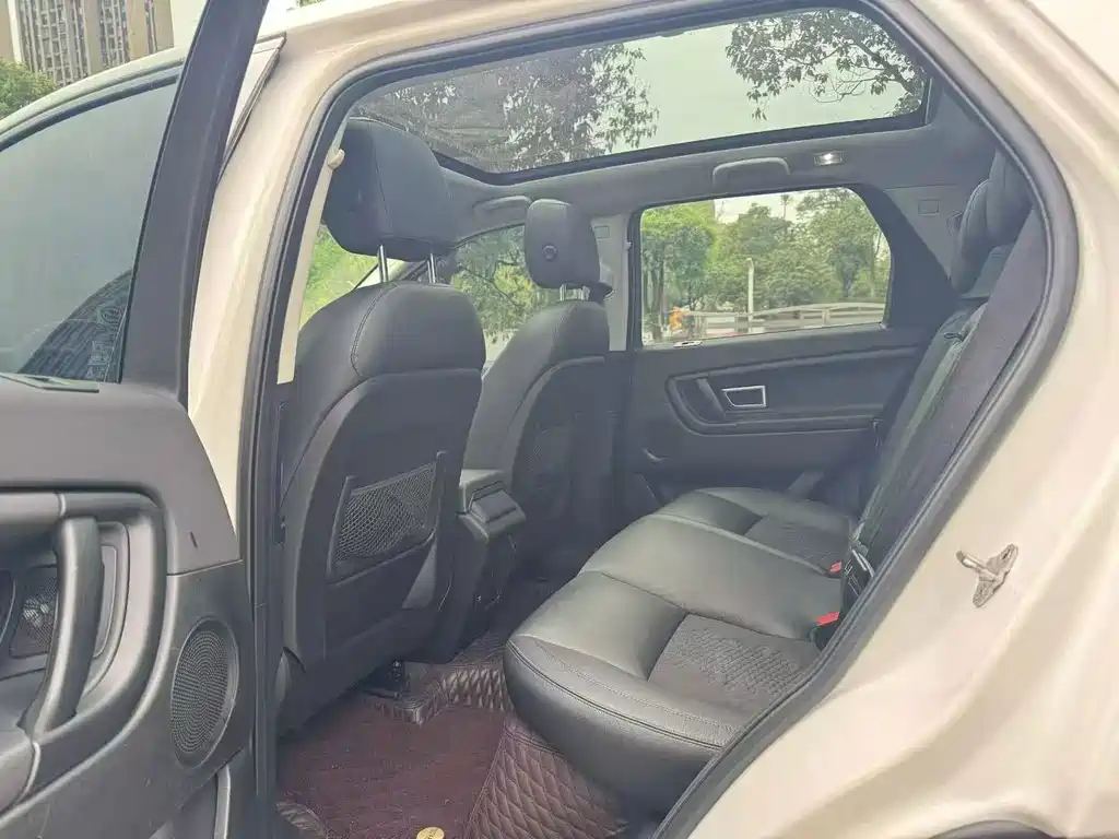 Land Rover Discovery Sport — миниатюра 5