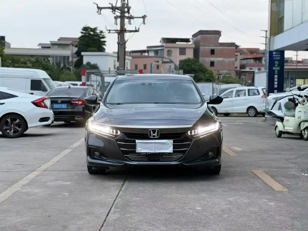 Honda Accord — миниатюра 2