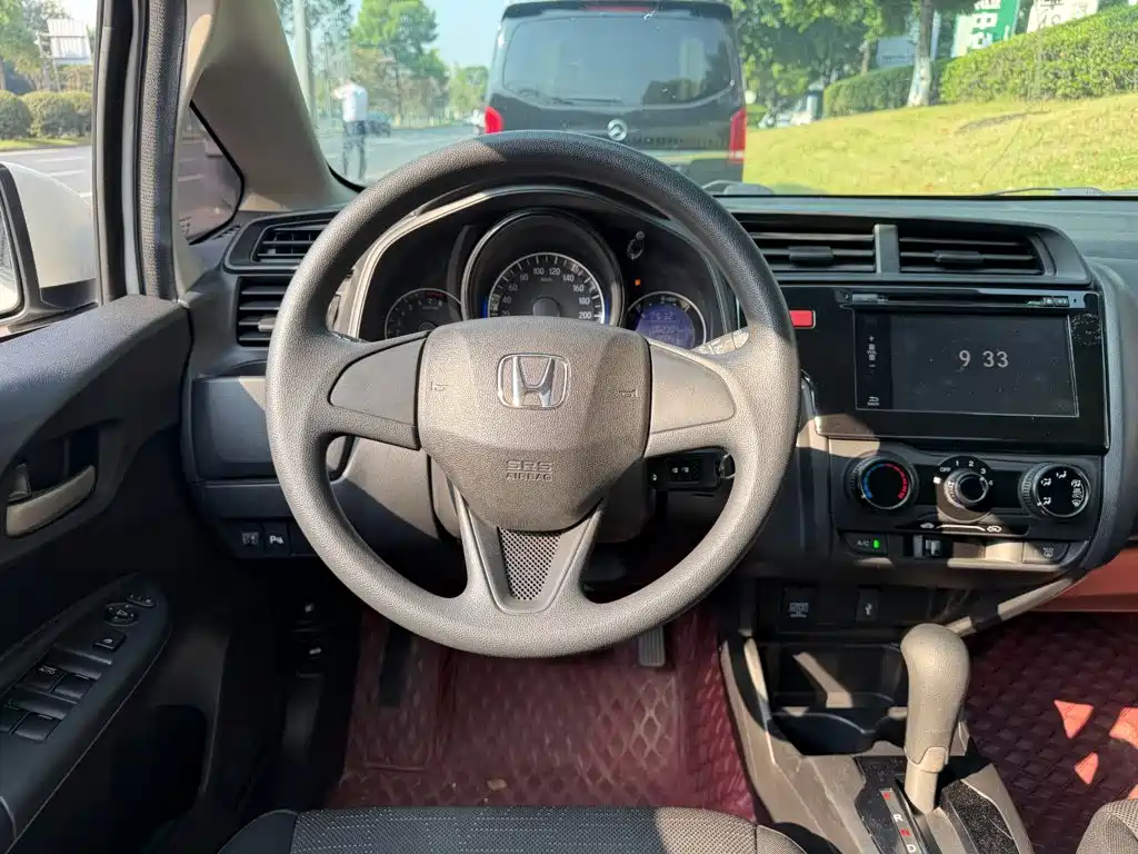 Honda Fit — миниатюра 14