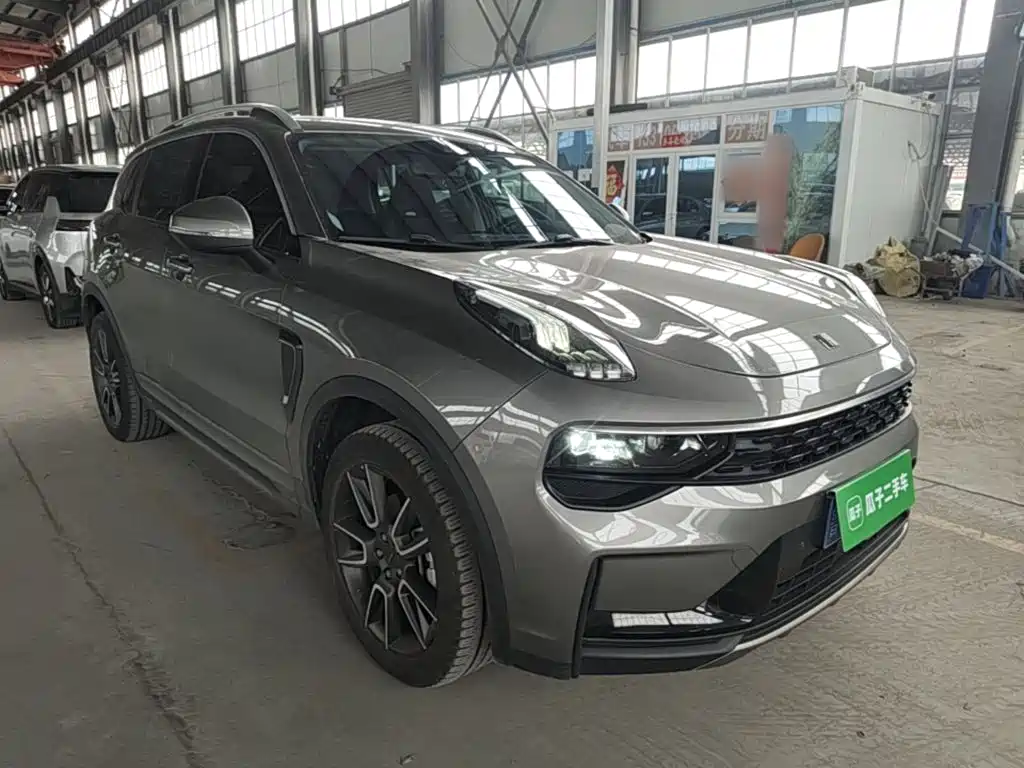 Lynk & Co 01 — миниатюра 4