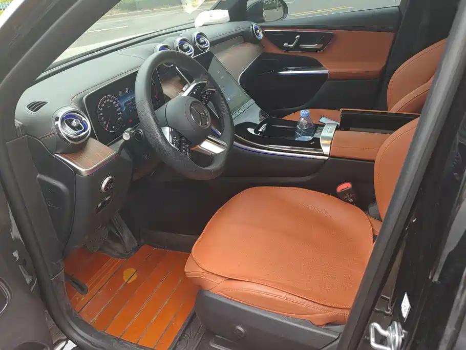 Mercedes-Benz GLC — миниатюра 9