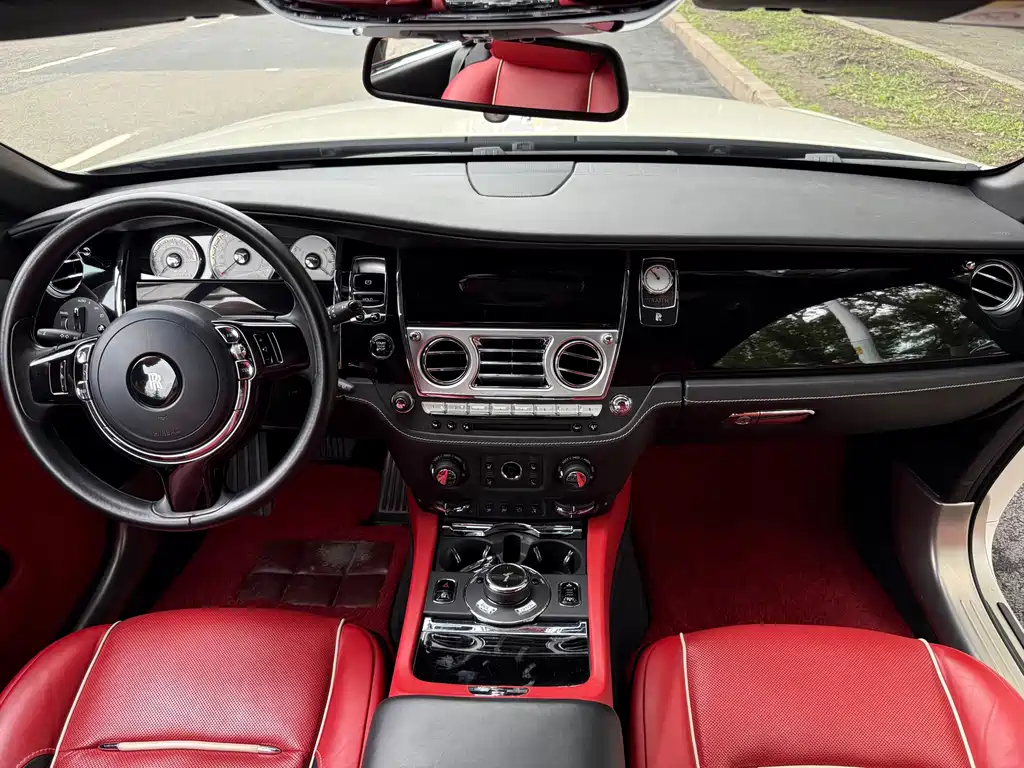 Rolls-Royce Wraith — миниатюра 13