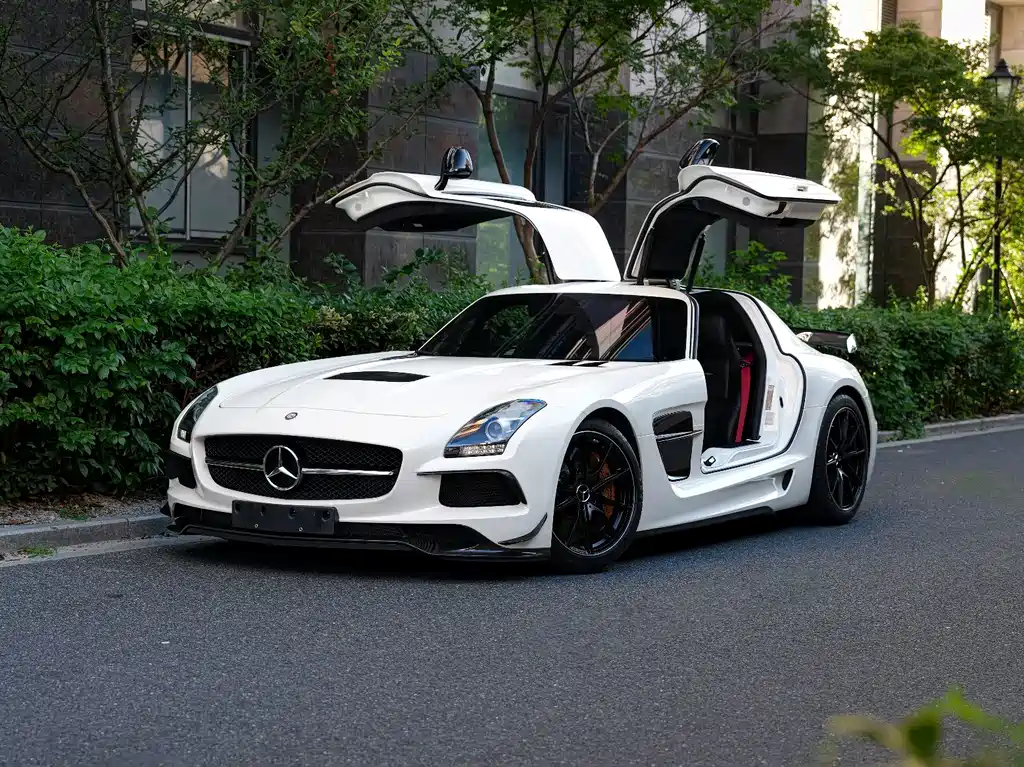 Mercedes-Benz SLS AMG — миниатюра 3