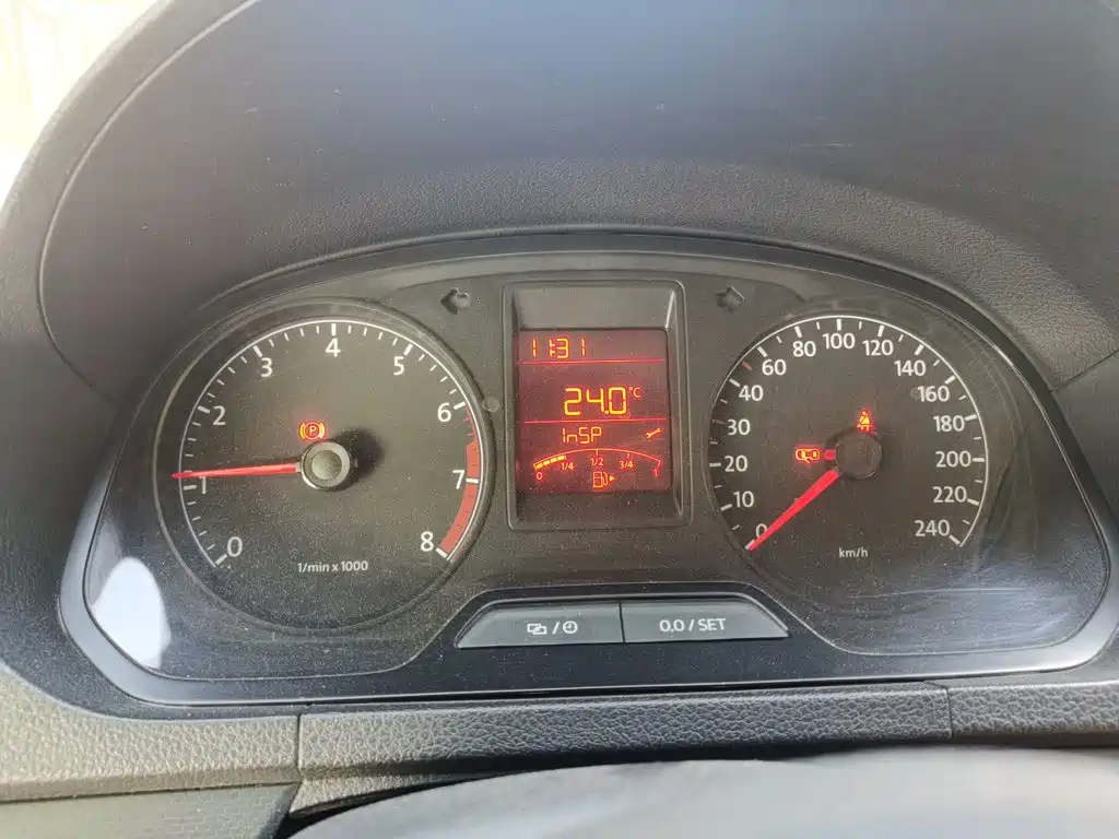 Volkswagen Jetta — миниатюра 12
