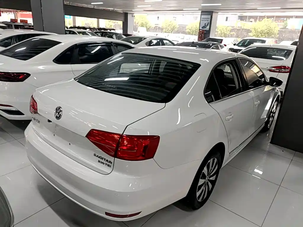 Volkswagen Sagitar — миниатюра 7