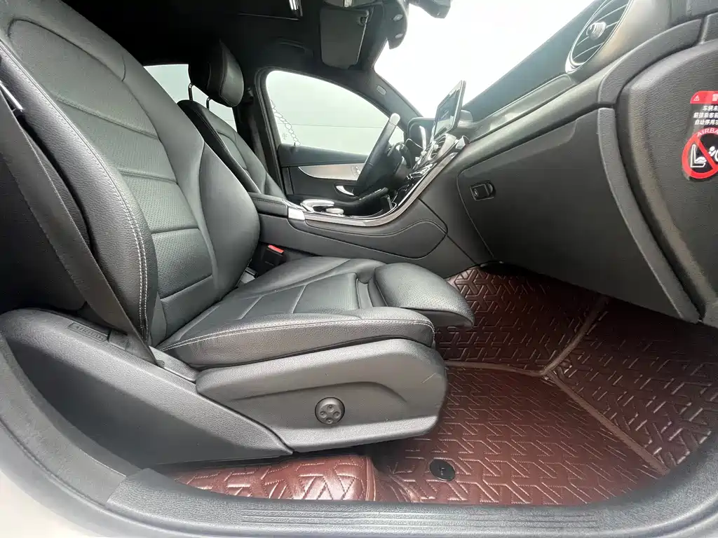 Mercedes-Benz GLC Coupe — миниатюра 15