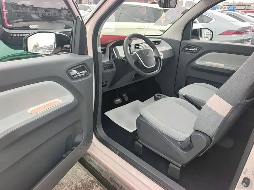 Wuling MINIEV — миниатюра 16