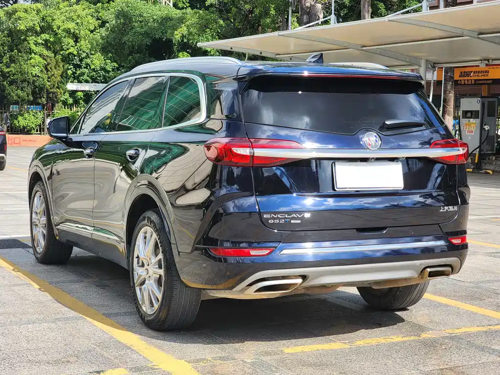 Buick Enclave — миниатюра 6