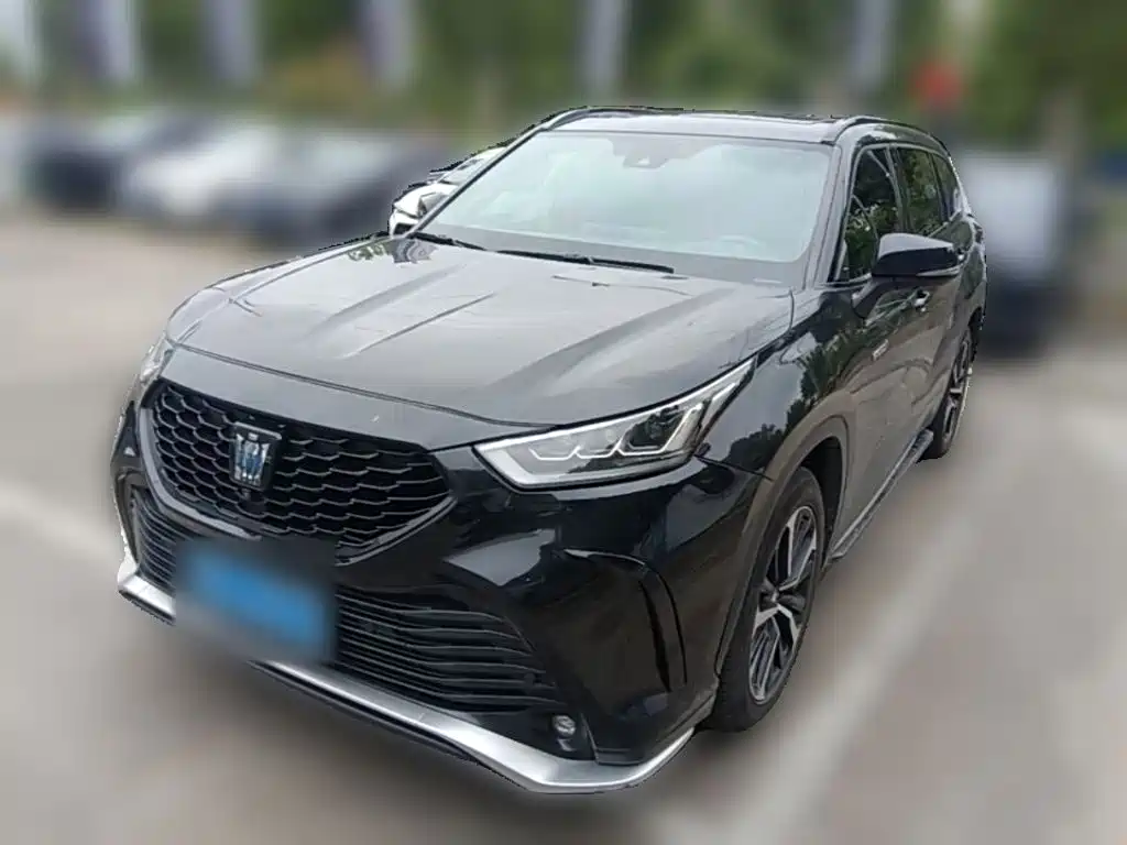 Toyota Crown Kluger — миниатюра 3