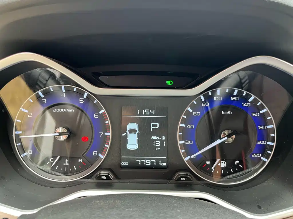 Geely Vision X3 — миниатюра 11