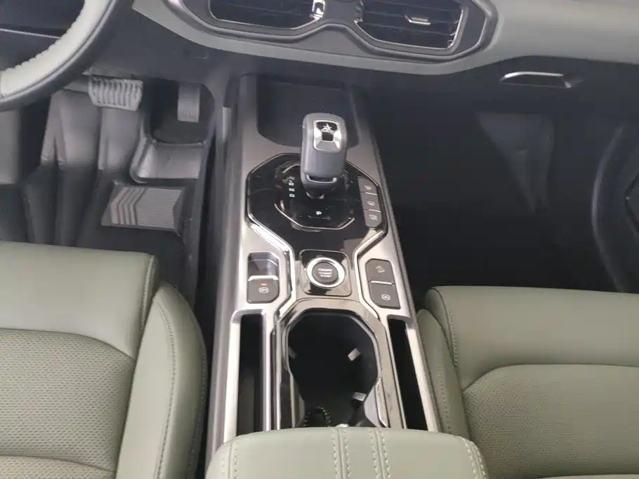 Geely Cowboy — миниатюра 16