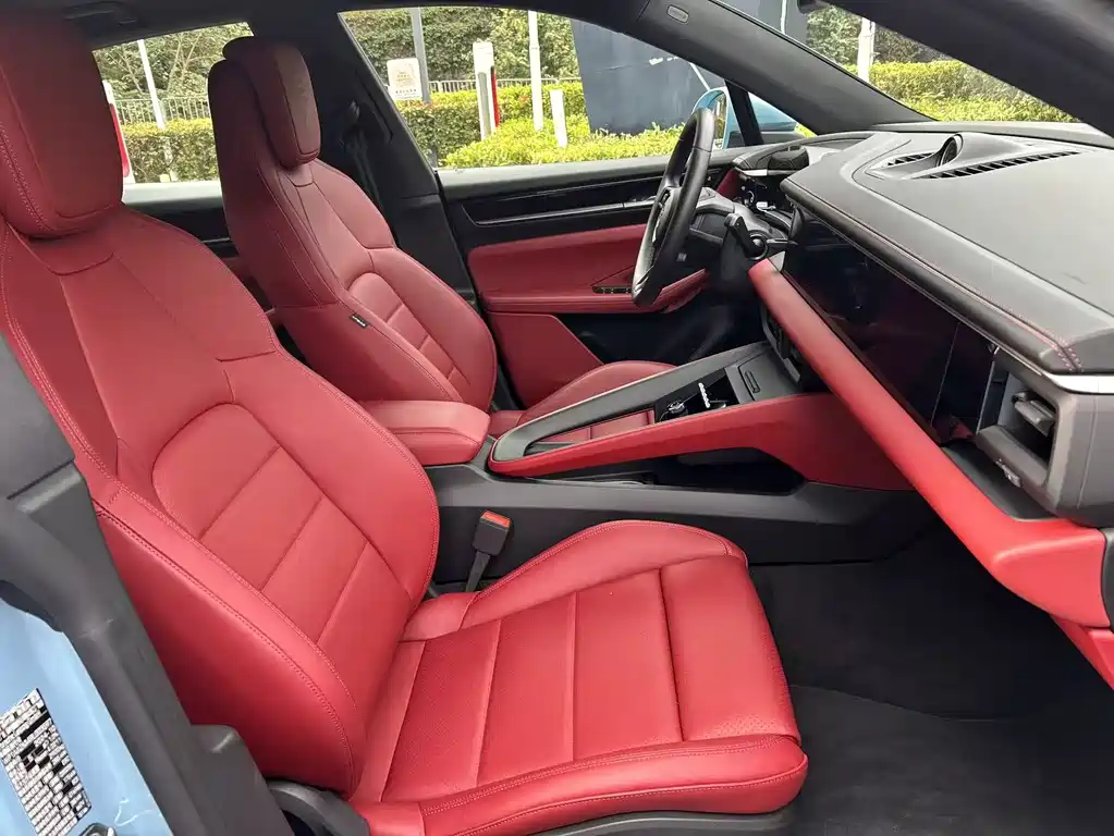 PORSCHE MACAN NEW ENERGY