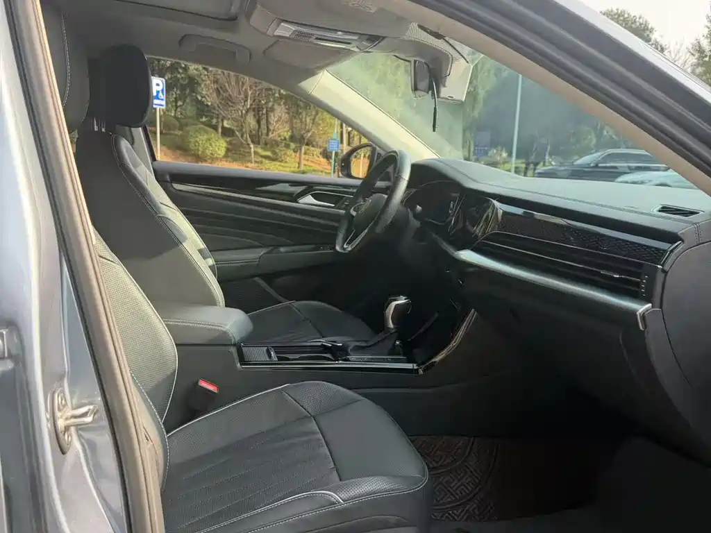 Volkswagen Passat — миниатюра 11