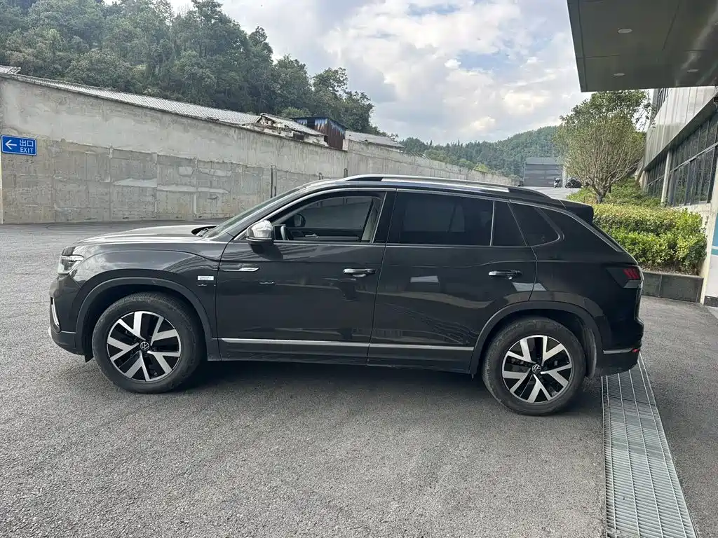 Volkswagen Tayron — миниатюра 8