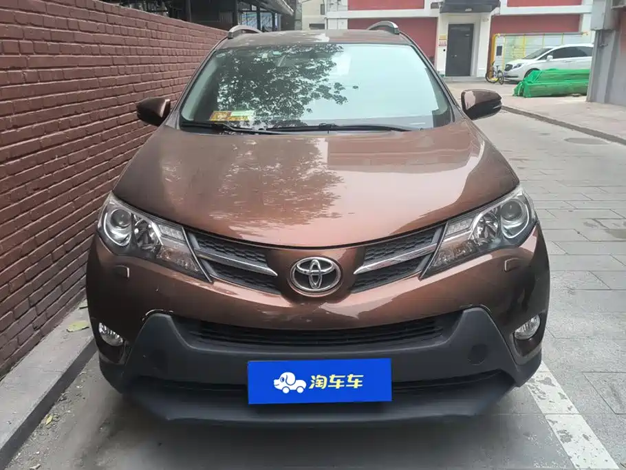 Toyota RAV4 — миниатюра 2