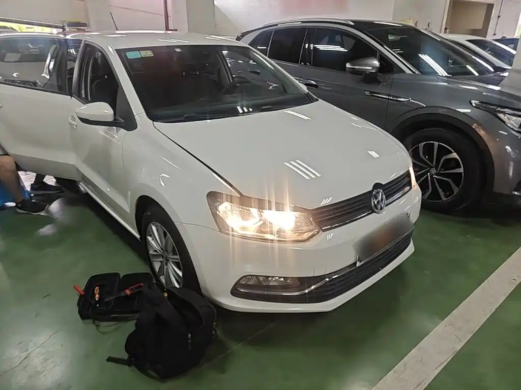 Volkswagen Polo — миниатюра 4