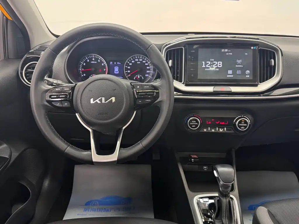 Kia KX1 — миниатюра 14