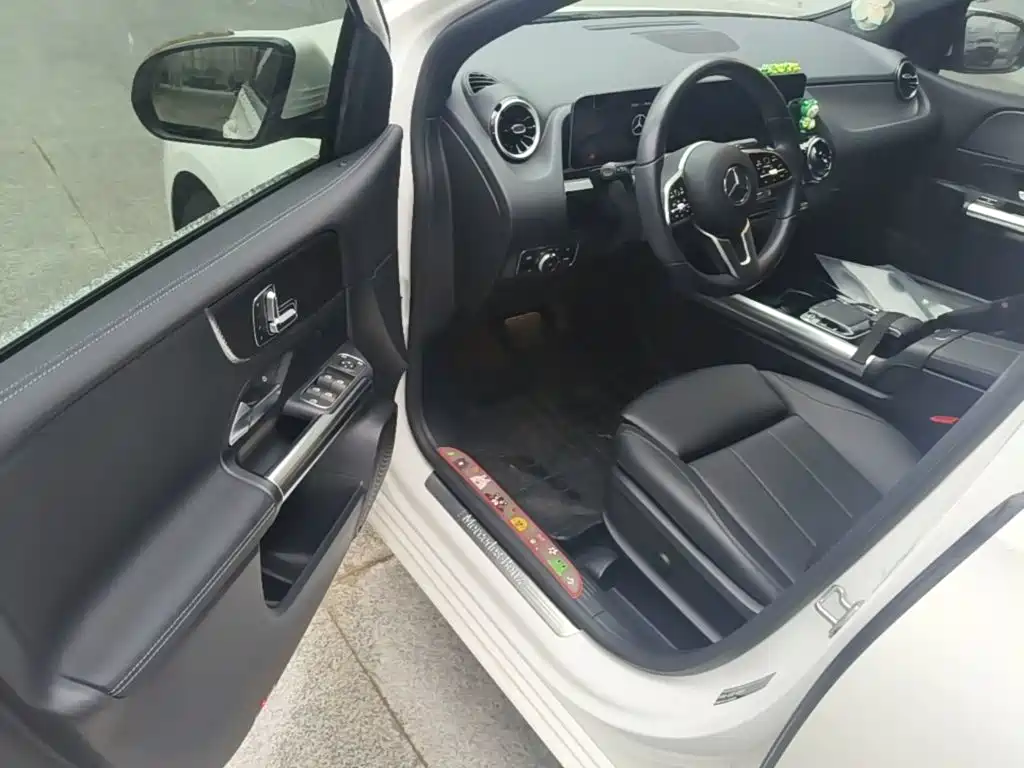 Mercedes-Benz B-Class — миниатюра 16