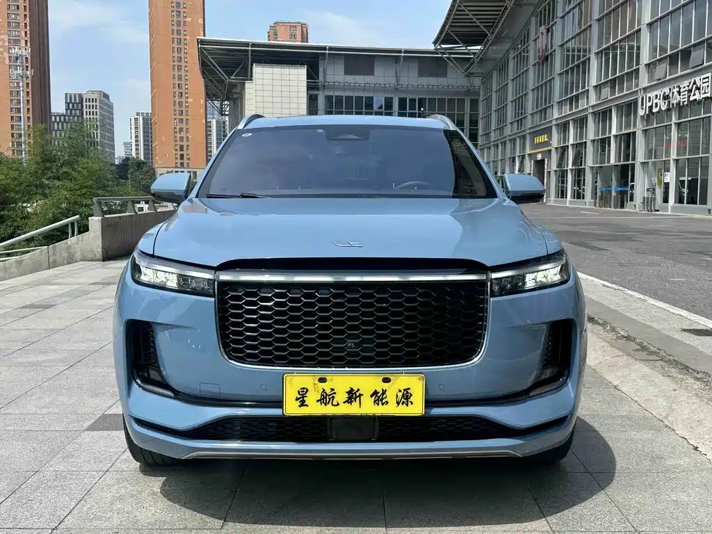 Li Auto ONE 2021 6 мест