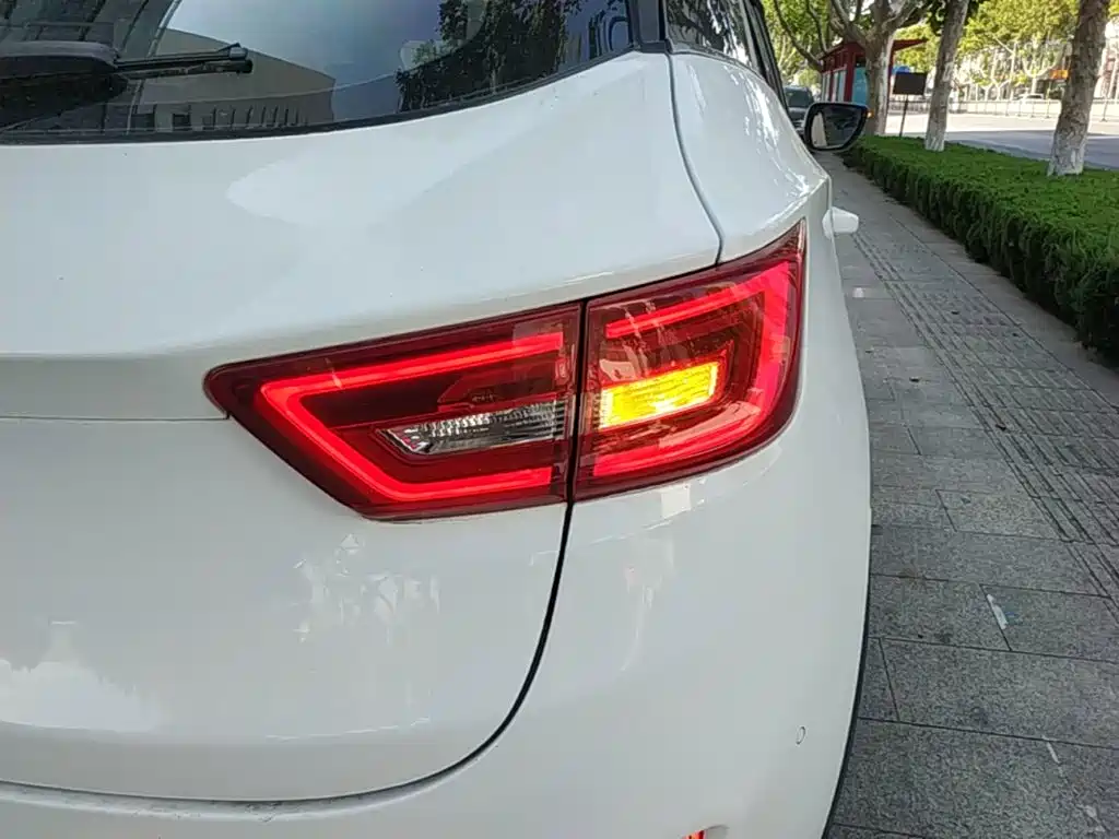 Zotye Zotye T300 — миниатюра 8