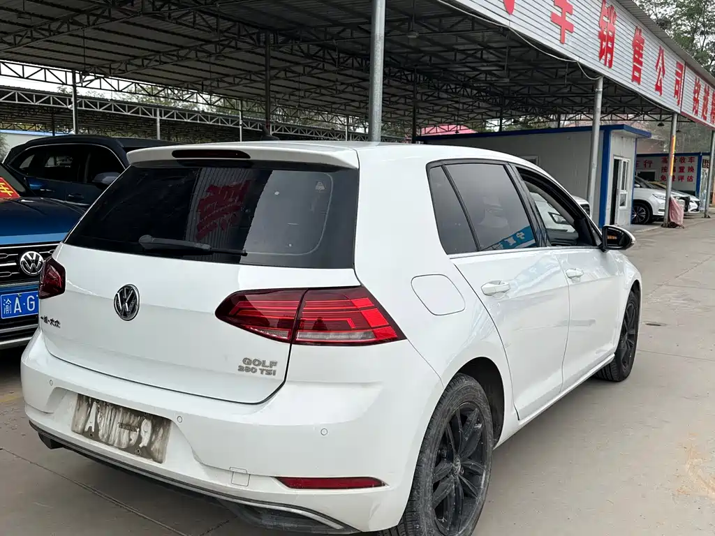 Volkswagen Golf — миниатюра 8