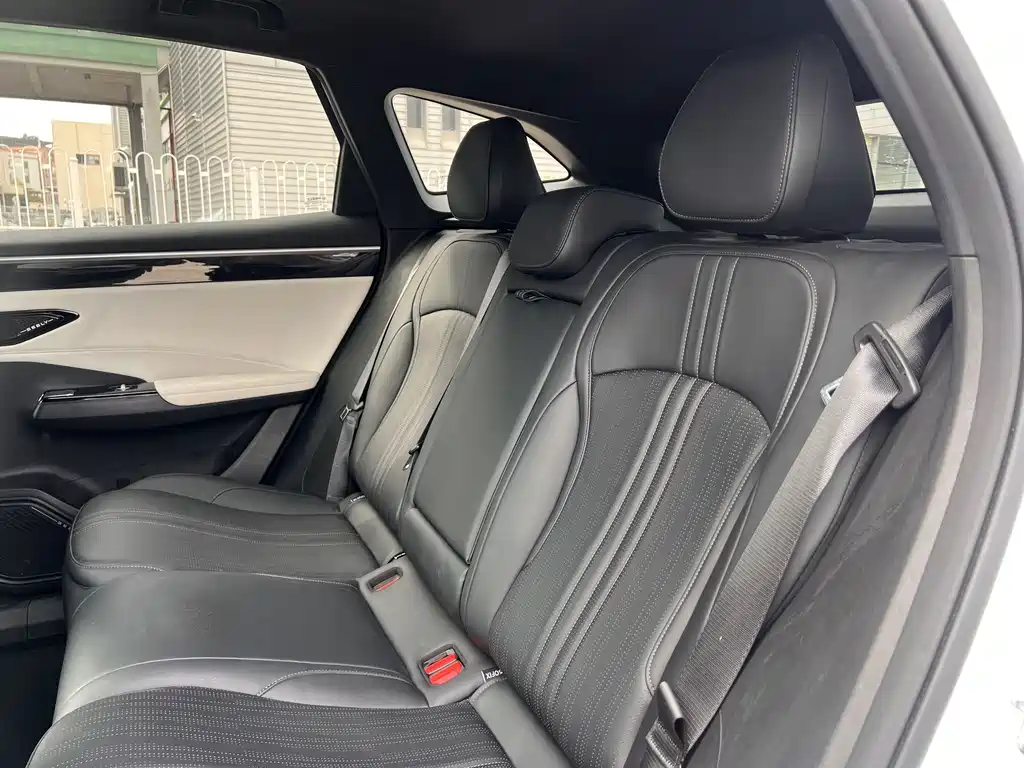 GEELY GALAXY GALAXY L7