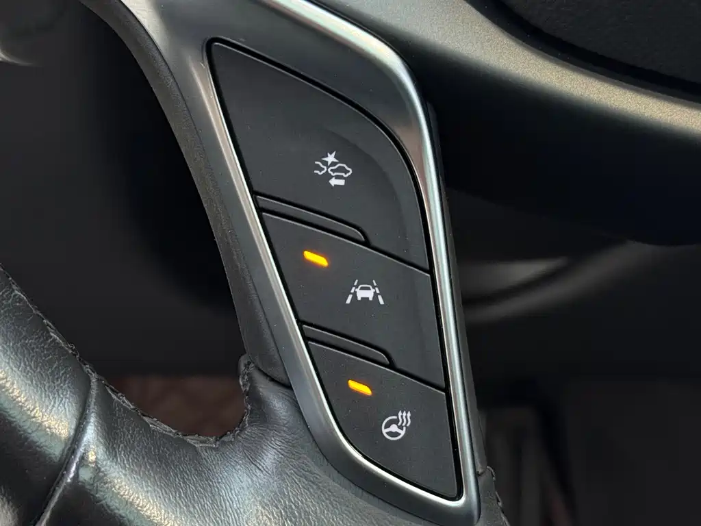 Cadillac XT5 — миниатюра 13