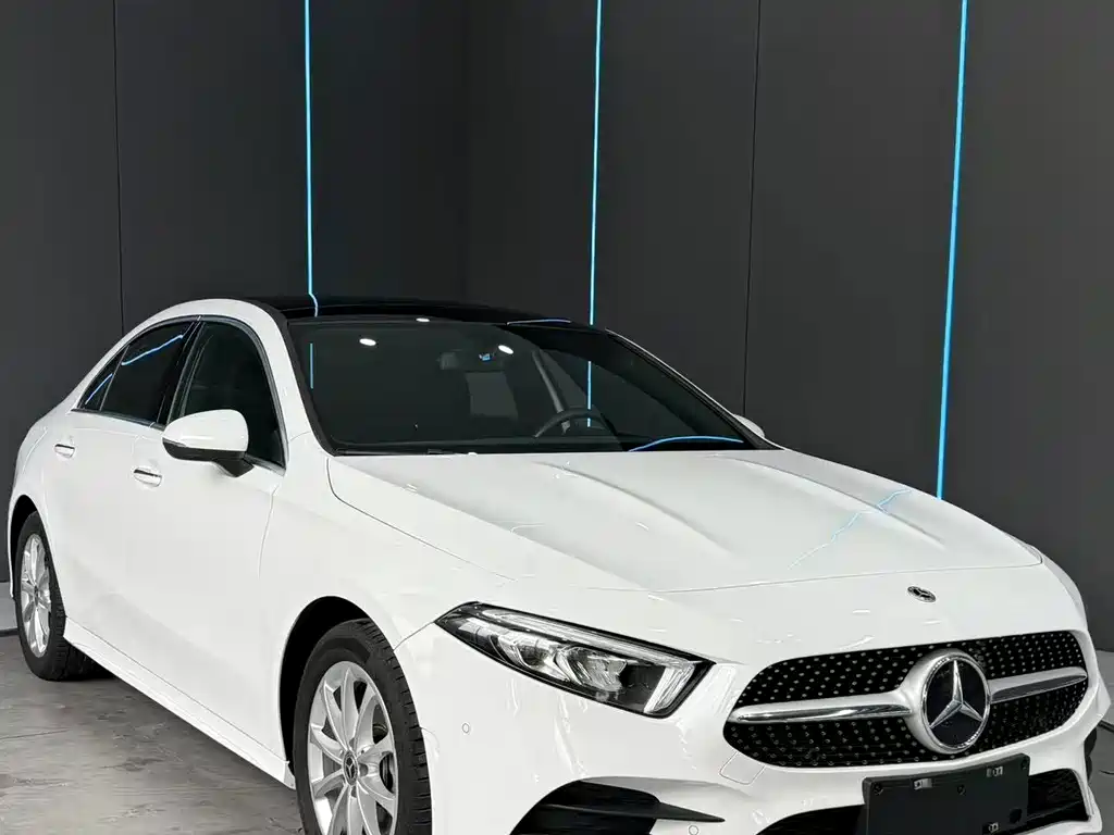Mercedes-Benz A-Class — миниатюра 3