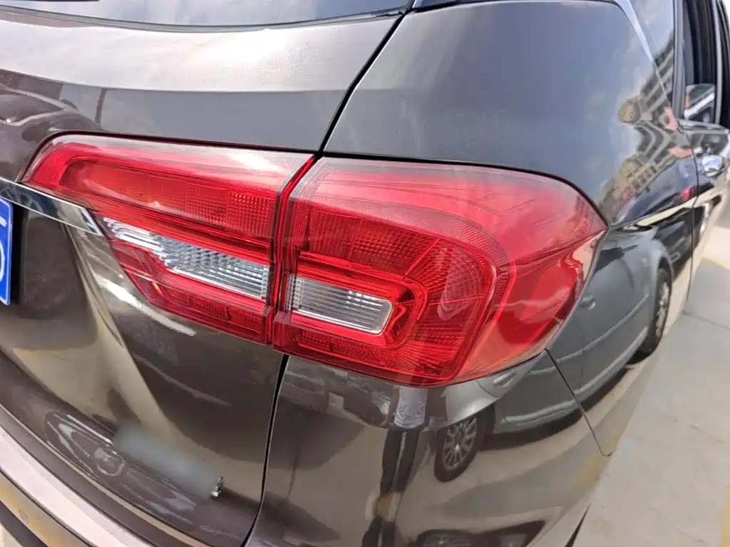Haval M6 — миниатюра 8