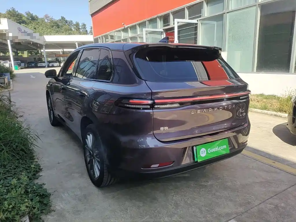 Leapmotor Leapmotor C10 — миниатюра 5