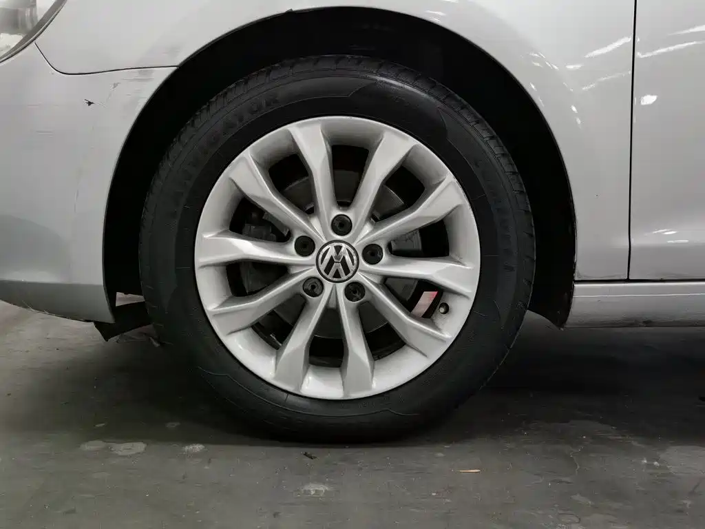 Volkswagen Golf — миниатюра 17