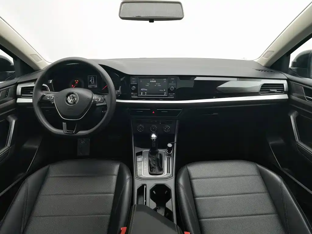 Volkswagen Lavida — миниатюра 5