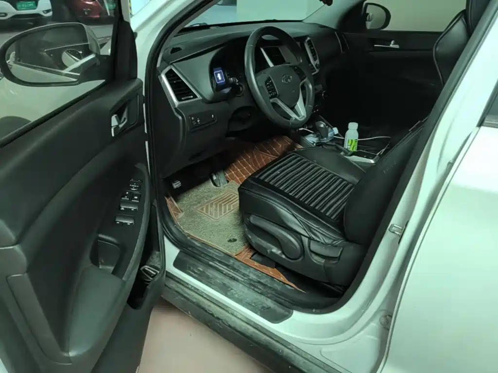 Hyundai Tucson — миниатюра 12
