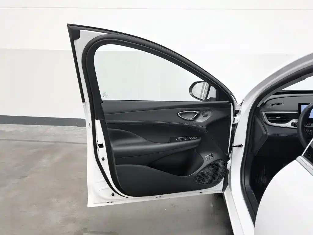 BYD Seal 05 DM-i — миниатюра 8