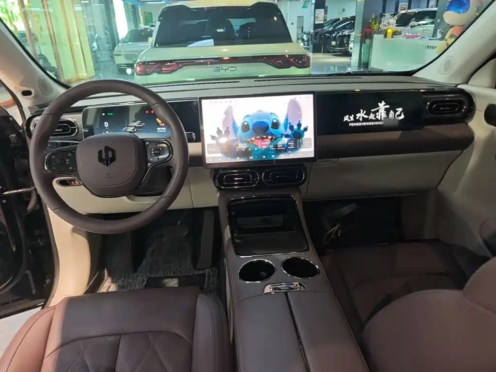 Leapmotor Leapmotor C11 — миниатюра 10