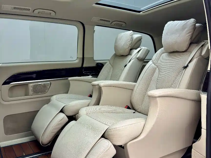 Mercedes-Benz V-Class — миниатюра 15