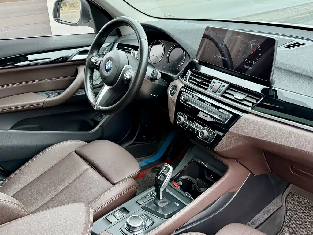 BMW X1 2022 sDrive25Li Lead
