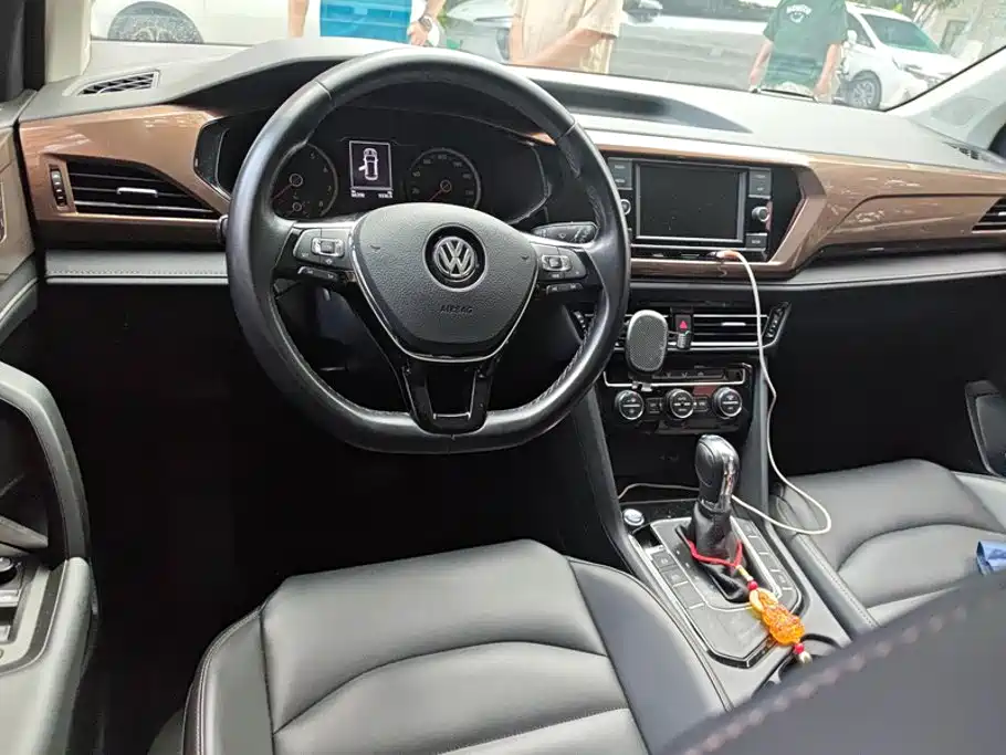 Volkswagen Tharu — миниатюра 12