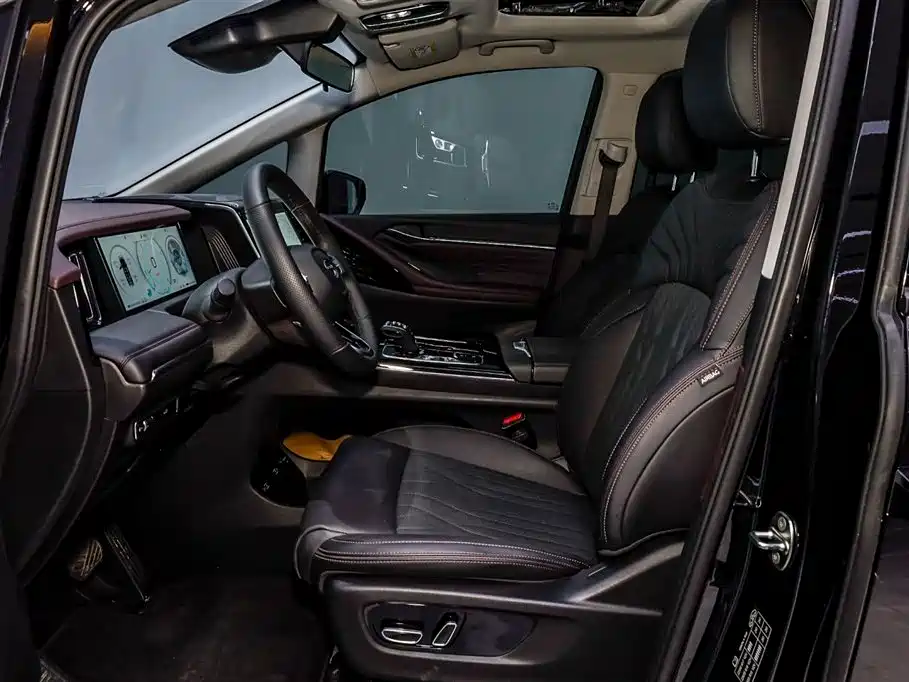 GAC M8 2024 400T Luxury