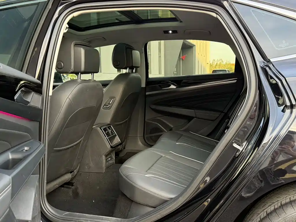 Volkswagen Passat — миниатюра 18