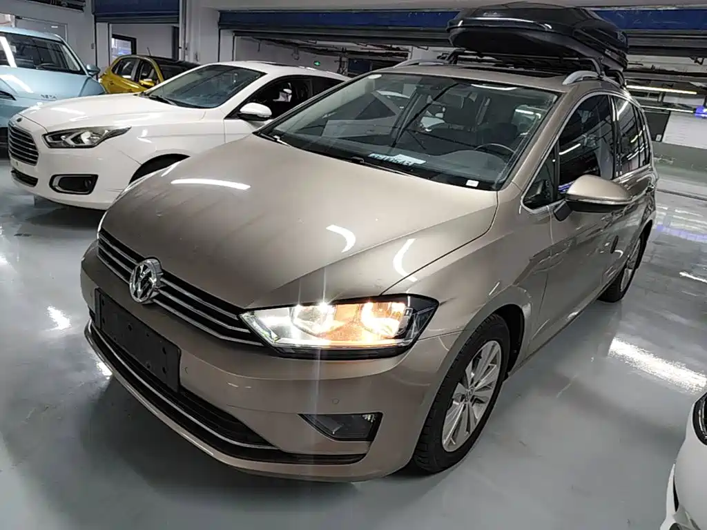 Volkswagen Golf Sportsvan — миниатюра 2