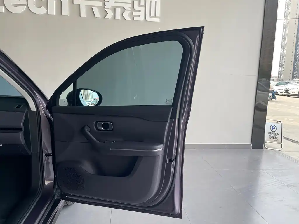 Leapmotor Leapmotor C10 — миниатюра 30