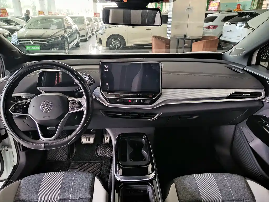 Volkswagen ID.4 Crozz — миниатюра 4