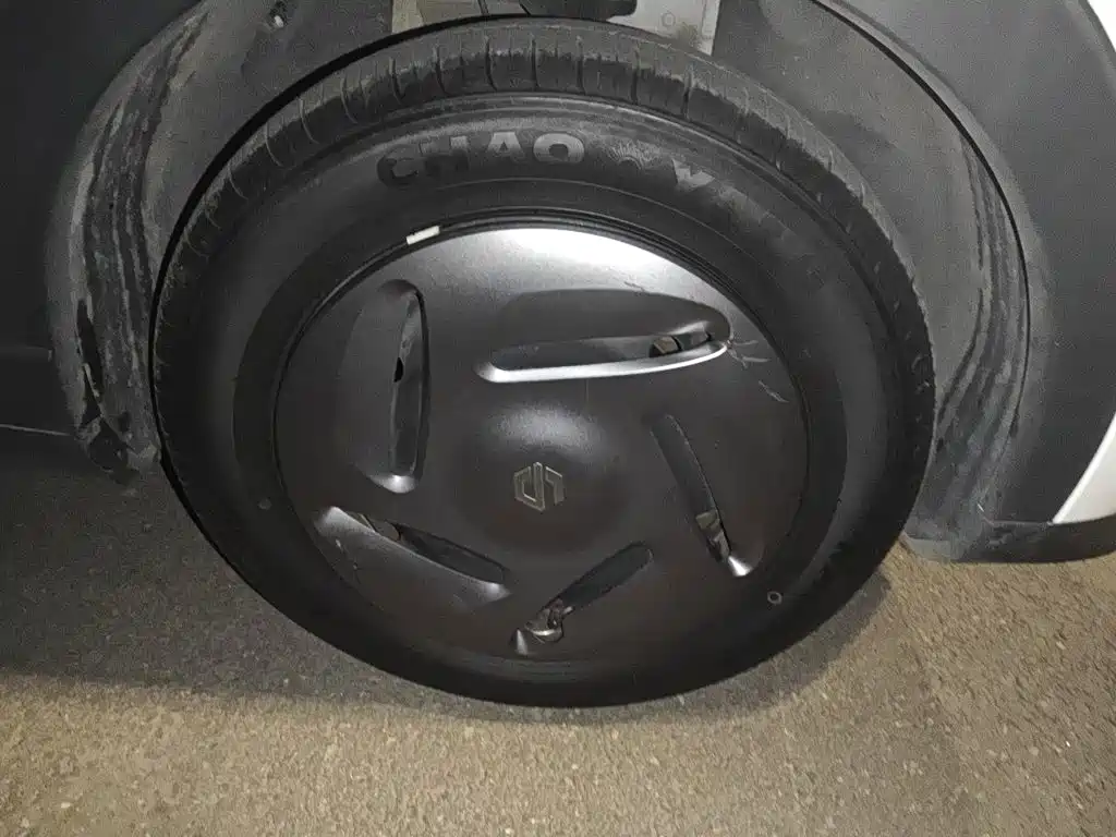 Leapmotor Leapmotor T03 — миниатюра 8