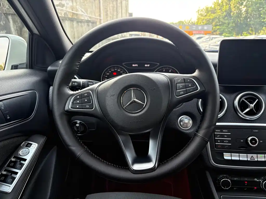 Mercedes-Benz A-Class (Import) A 200 Dynamic Type, фото 14