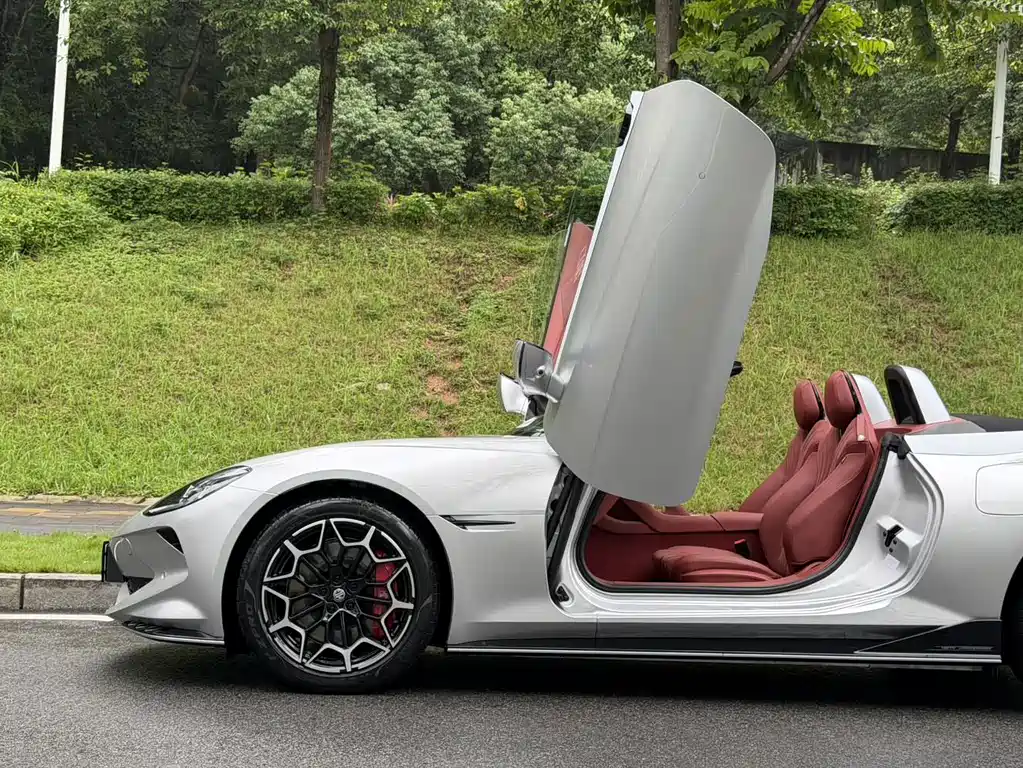 MG MG Cyberster — миниатюра 8