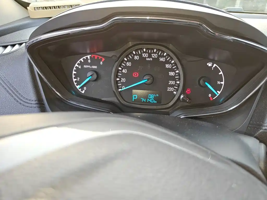 Ford Escort — миниатюра 5